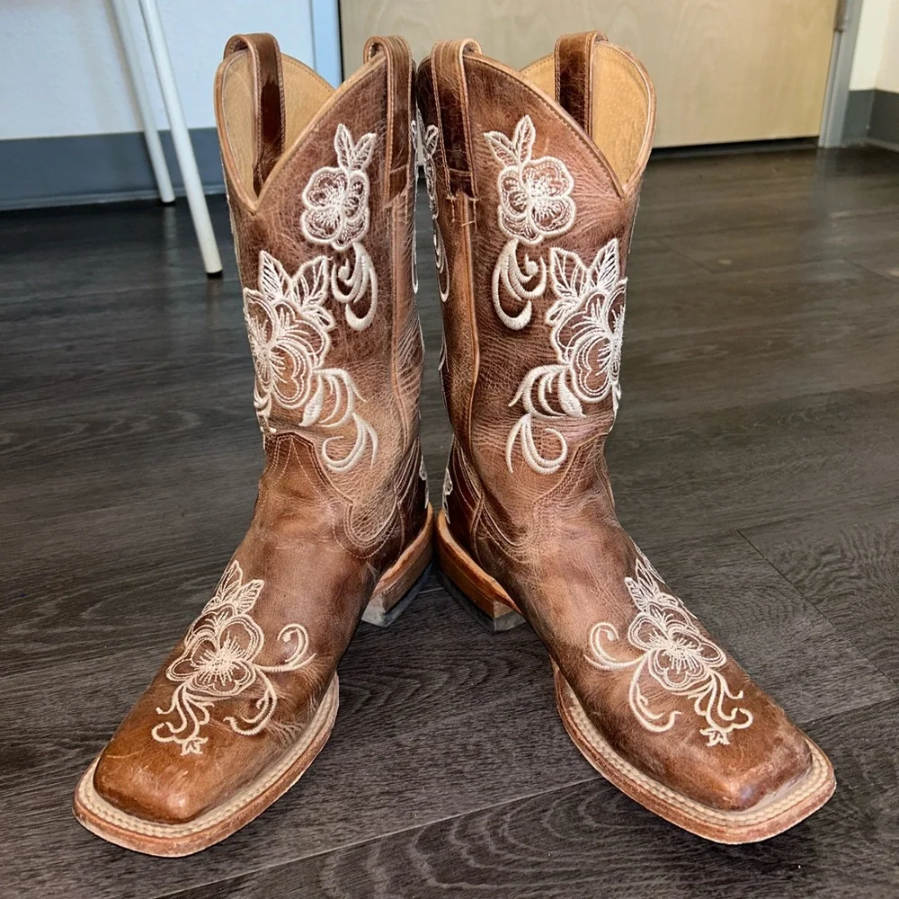 Cowboy boots - Picture 2 of 6